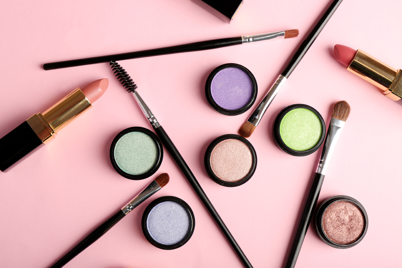 Branding and Marketing for the Cosmetics Industry: What Brands Need to Adopt to be Successful?